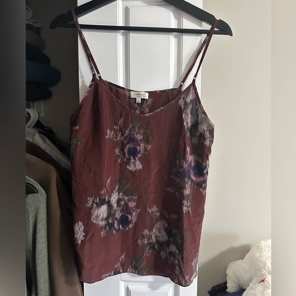 Aritzia Wilfred silk tank
